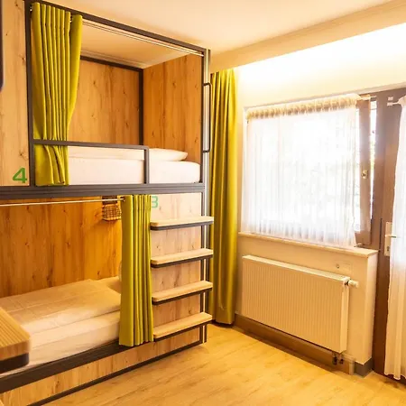 Ebertor - & מלון 3*