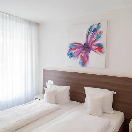 מלון Ebertor - & 3*