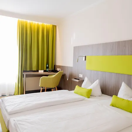 מלון Ebertor - & 3*