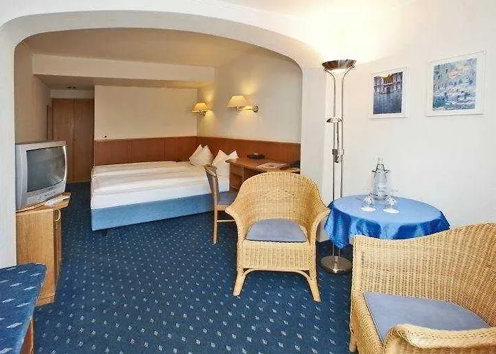 Ebertor - & Szálloda