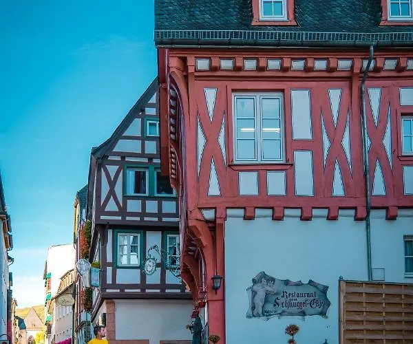 Ebertor - & Szálloda Boppard